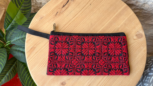 Traditional Palestinian Tatreez Pouch